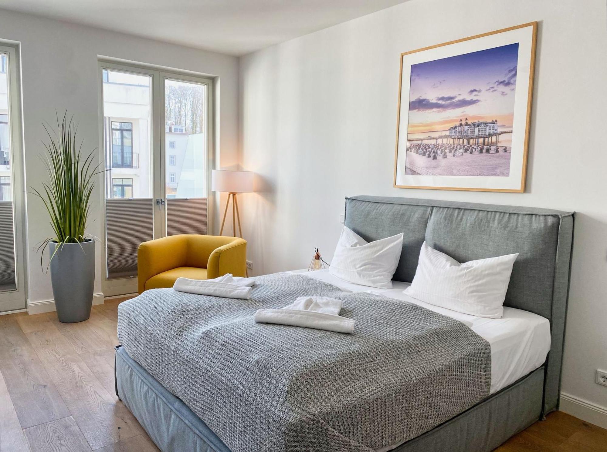 Pool Und Sauna Mit Meerblick, Direkt An Der Seebruecke - First Sellin Fewo 3 8 Buitenkant foto