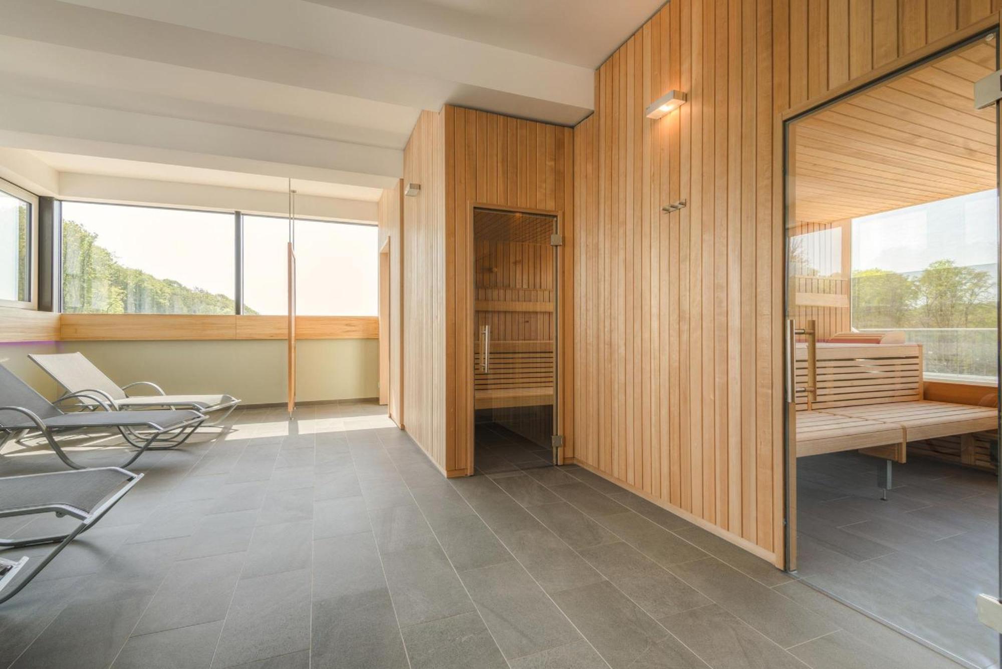 Pool Und Sauna Mit Meerblick, Direkt An Der Seebruecke - First Sellin Fewo 3 8 Buitenkant foto